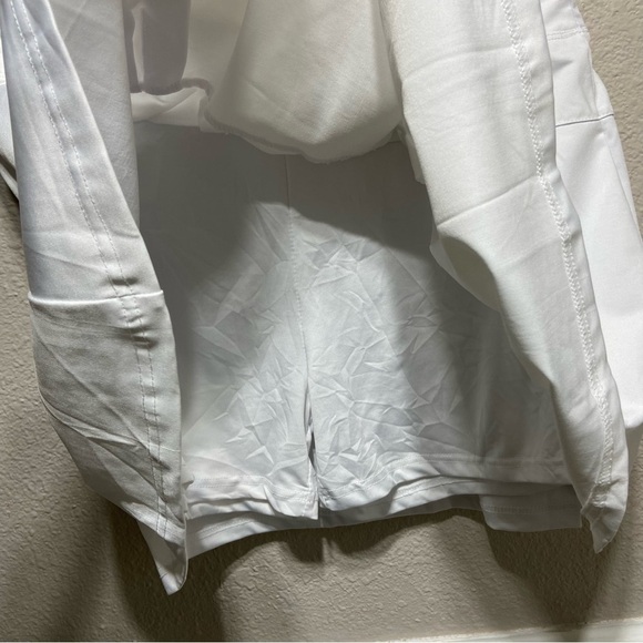 XIDIDA White Mini Skort Skirt Size Medium Pleated Athletic Tennis Golf - Picture 7 of 9